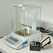 calibration of laboratory balances